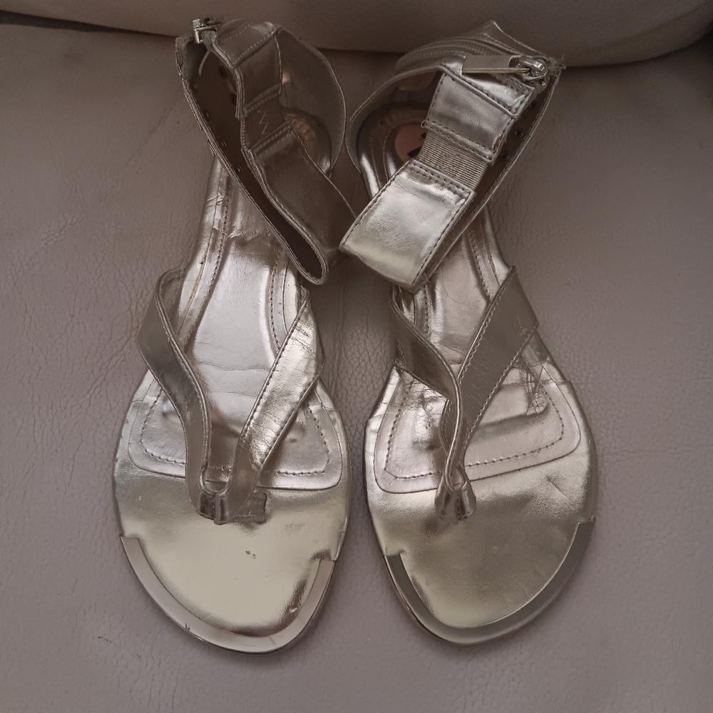 Bamboo Womens Gold LOTTIE Gladiator Sandals Sz 7 - Picture 3 of 12